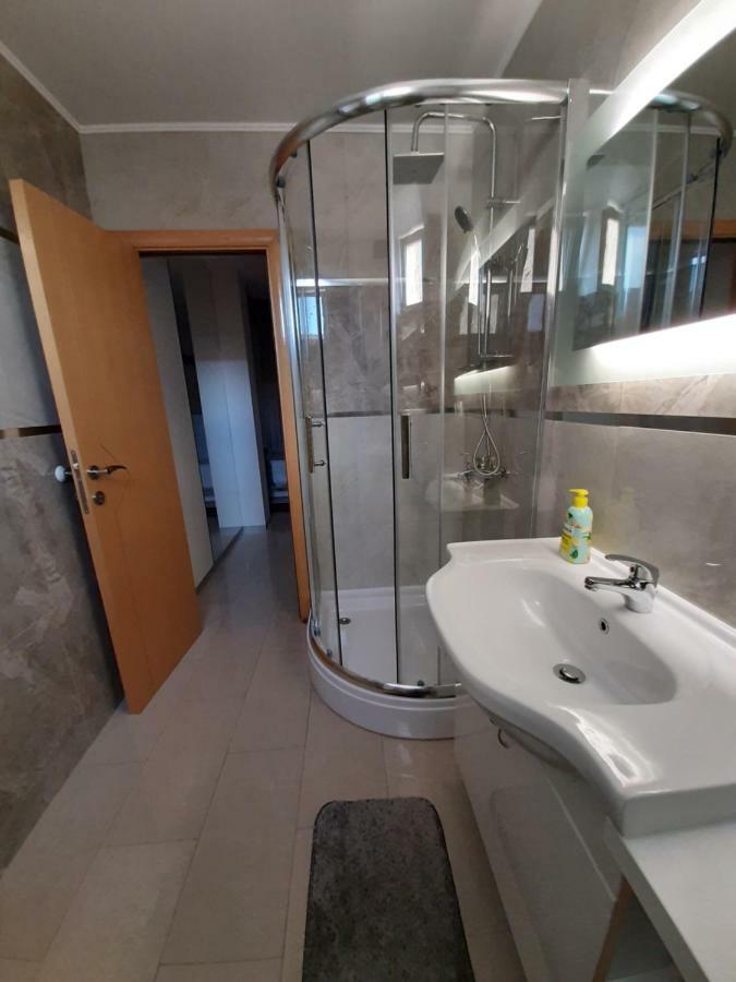 Appartement Centar Lux Vrsac Extérieur photo